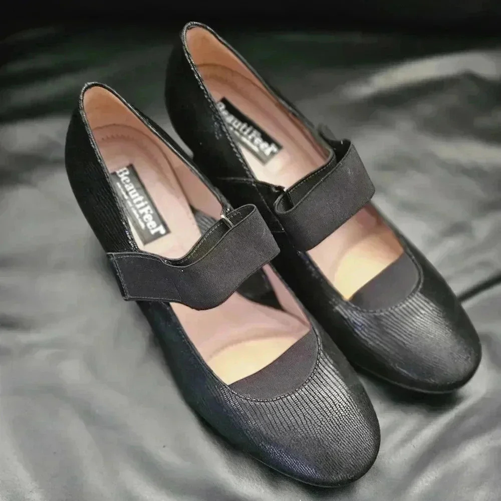 BEAUTIFEEL VICTORIA Black Luminous Suede Mary Jane Pump Black shoe Sz./8.5/9US